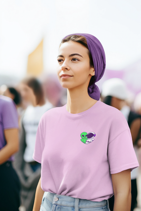 Alien-Spaceperson Love T-shirt